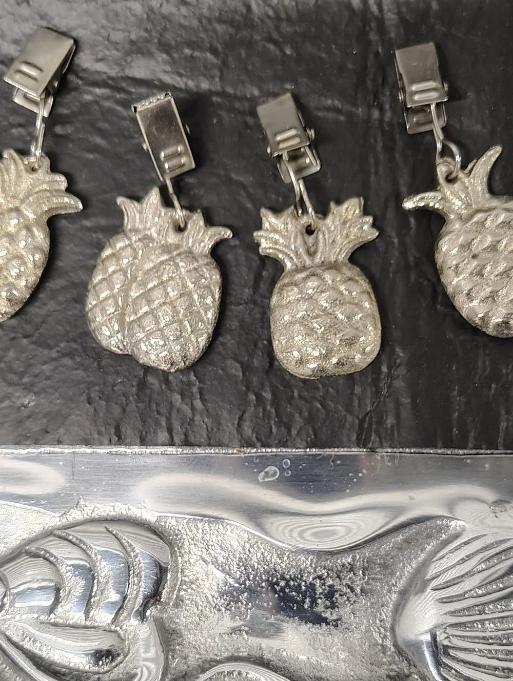 VTG Silver Pewter Pineapple Clip Tablecloth Weight Set (4) Charming Decor Accent